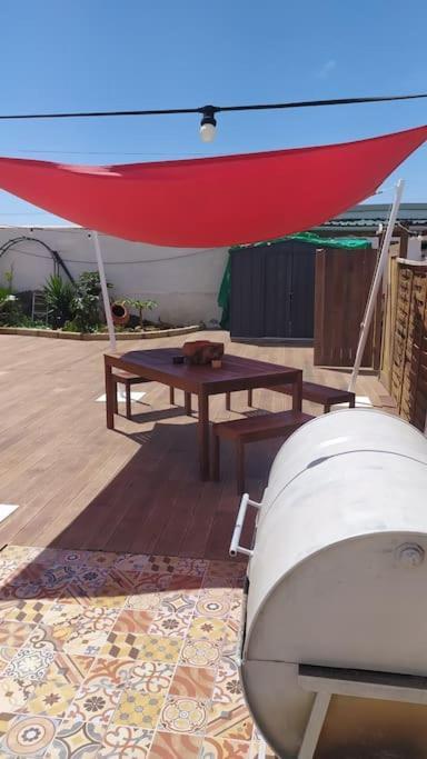 Beautiful Chalet With Wifi And Free Parking 阿罗纳 外观 照片